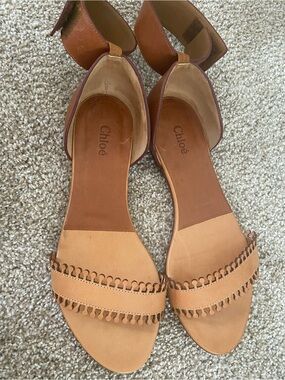 Chloé Tan Leather Scalloped-Trim Ankle-Strap Sandals